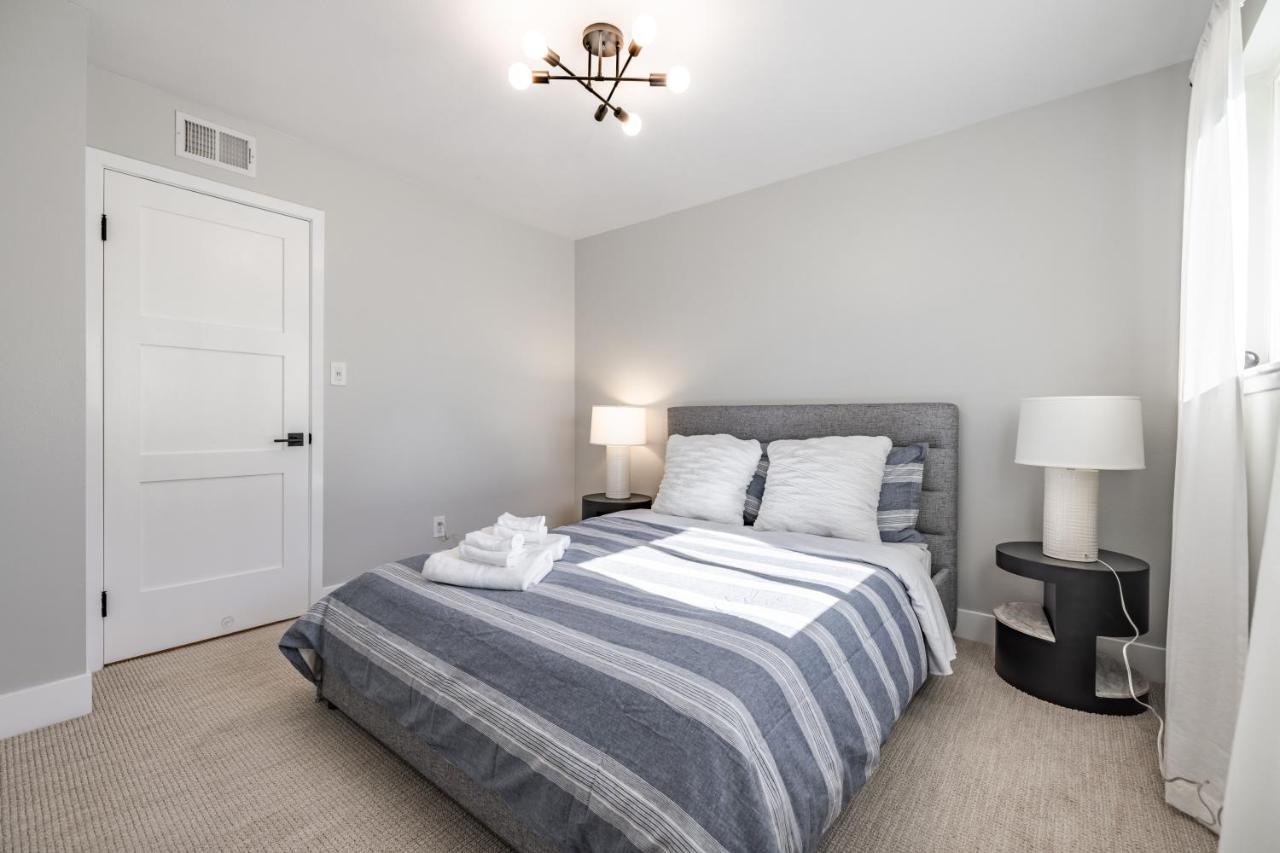 @ Marbella Lane - Modern And Luxurious Design Home Фуллертон Экстерьер фото